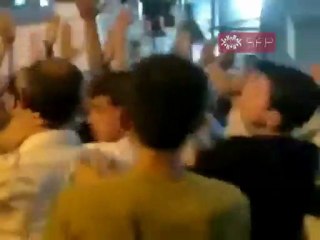 فري برس   مظاهرة زملكا المتظاهرين السلميين يحيون كتائب  9 11 2009