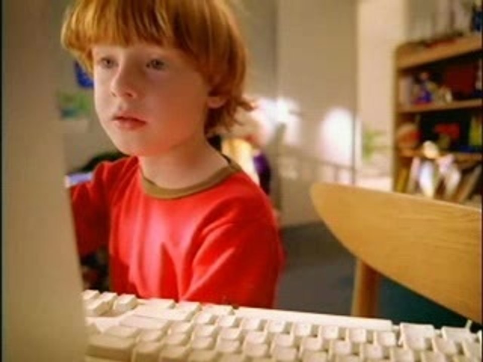 Les enfants devant internet