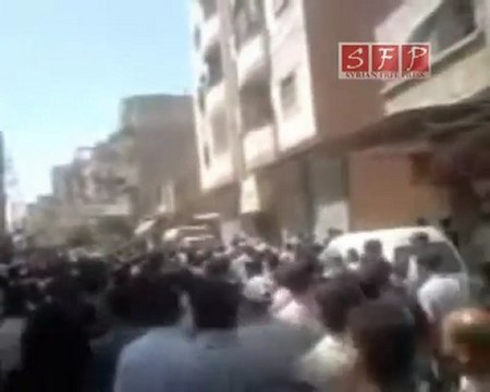 فري برس ريف دمشق داريا تشييع الشهيد غياث مطر 11 9 2011