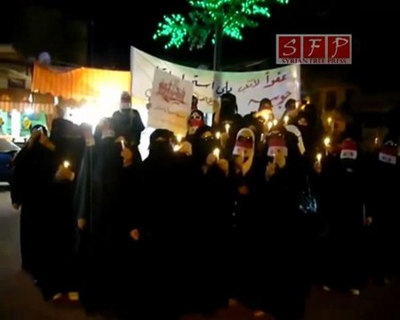 فري برس حرائر الزبداني تقرأ الفاتحة على روح غياث مطر 11 9 2011