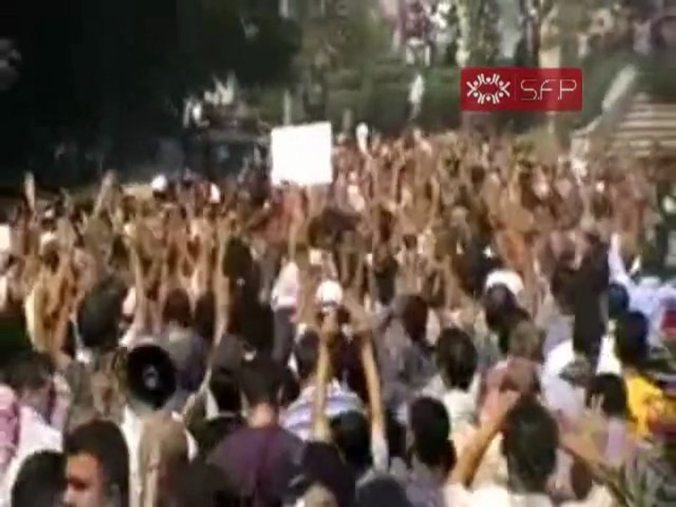 فري برس   فري برس   دوما مقاطع مميزة اللإعلام 12 9 2011