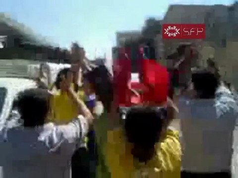 فري برس حماه الحاضر مظاهره طياره عقب صلاة الظهر 18 9 2011