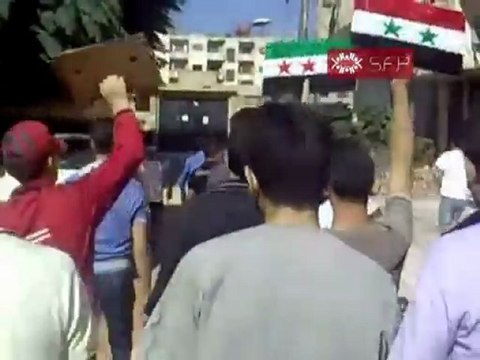 فري برس دمشق داريا خروج طلاب الحرية في مظاهرة لأسقاط النظام 18 9 2011