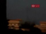 فري برس   حمص الحولة مقطع لأنتشار الدبابات في الحولة 20 9 2011