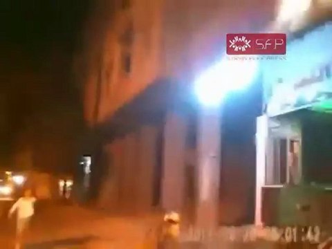 فري برس معضمية الشام الإنتشار الأمني الكثيف بعد خروج الأحرار في مظاهرة ليلية وتمت مهاجمتهم من قبل مليشيات الأسد 26 09 2011