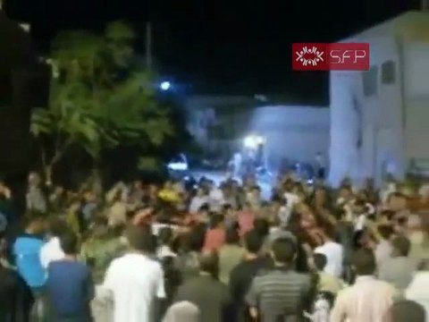 فري برس ادلب سرمين مظاهرة مسائية لاحرار سرمين 28 9 2011