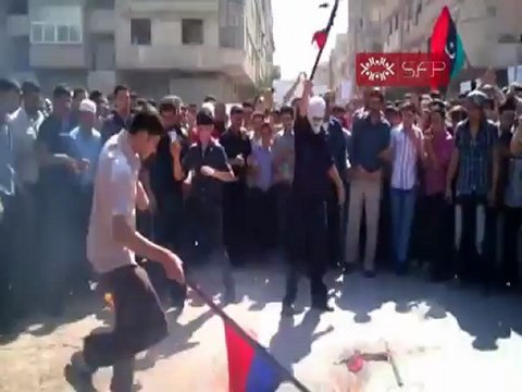 فري برس عربين حرق العلم الروسي جمعة النصرة لشامنا ويمننا 30 9 2011