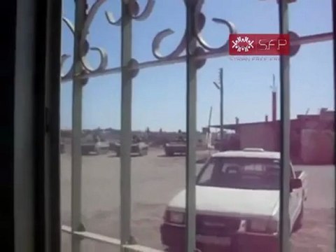 فري برس ادلب خان السبل اقتحام قوات الجيش للبلدة وتمركز الدبابات فيها 4 10 2011