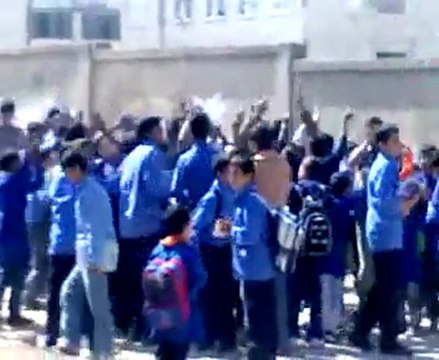 فري برس مظاهرة طلاب المدارس قسطون سهل الغاب 5 10 2011