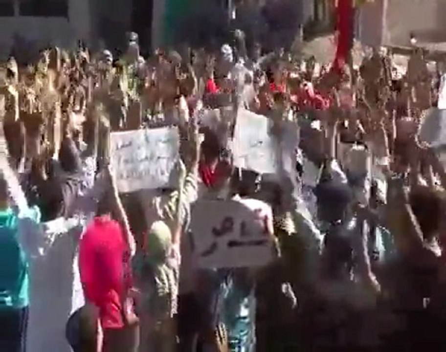 فري برس   تدمر جمعة المجلس الوطني نحنا معاكم للموت 7 10 2011