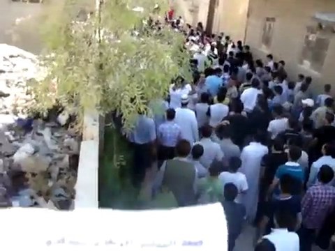 فري برس ريف دمشق سقبا حشود جمعة المجلس الوطني يمثلني 7 10 2011