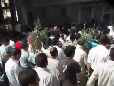 فري برس ادلب بنش مظاهرة صباحية نصرة لمشعل تمو 8 10 2011