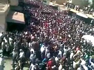 فري برس   جنازة تاريخية للقيادي الكوردي مشعل التمو القامشلي 8 10 2011