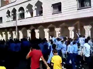 فري برس   ادرعا   انخل طلاب ضد حكم الاسد 10 10 2011