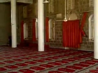 فري برس   حوران  جاسم محاصرة الدبابات للمساجد11 10 2011