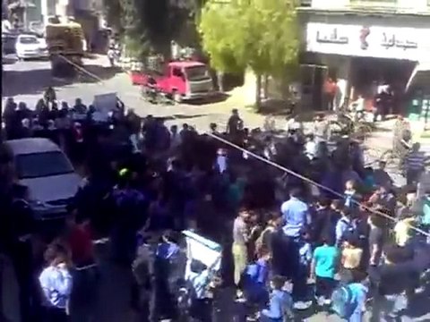فري برس ريف دمشق سقبا مظاهرة طلابية 13 10 2011