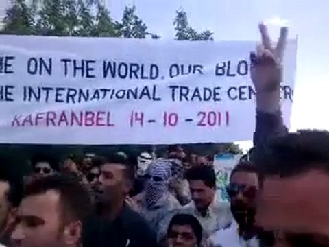 فري برس ادلب كفرنبل مظاهرة جمعة احرار الجيش 14 10 2011 ج1