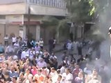 فري برس   حمص  باب السباع  حرق العلمين الروسي والصيني ورفع علم الثورة الليبية 14 10 2011