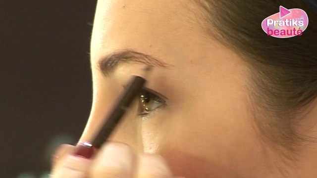 Comment redessiner la ligne de ses sourcils ?