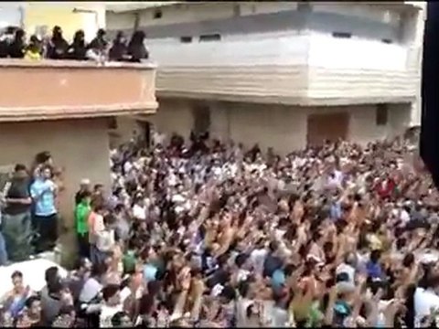 فري برس حمص باباعمرو زفاف شهداء الامس 17 10 2011 ج1