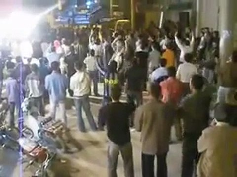 فري برس ادلب سرمين قاشوش سرمين قبل استشهاده بنصف ساعة 17 10 2011 ج1