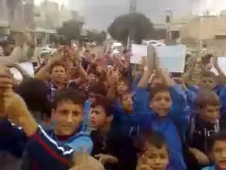 فري برس   حماه   كرناز طلابية رائعة 18 10 2011