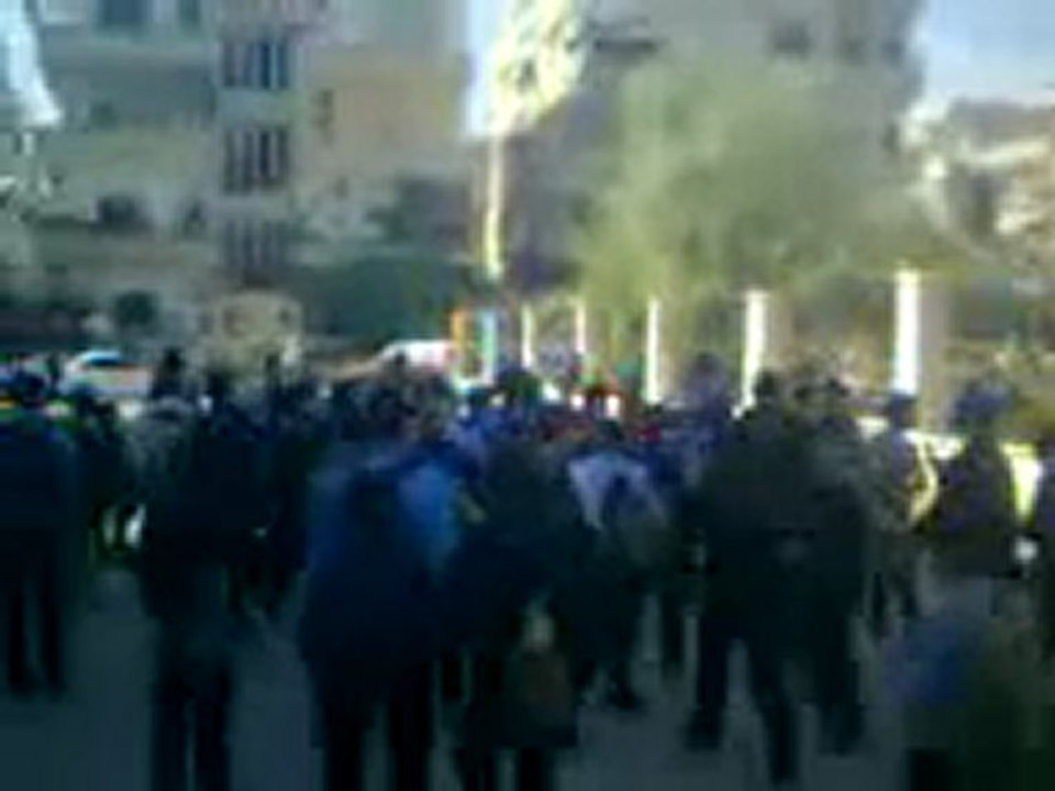 فري برس   الكسوة ريف دمشق مظاهرة طلابية تطالب برحيل بشار 17 10 2011