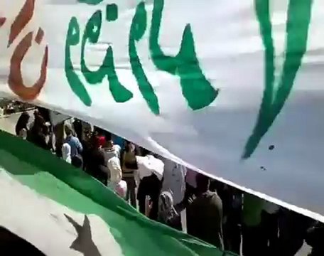 فري برس حلب عندان رداً على مسيرة التأييد اللاعفوية 19 10 2011 ج1