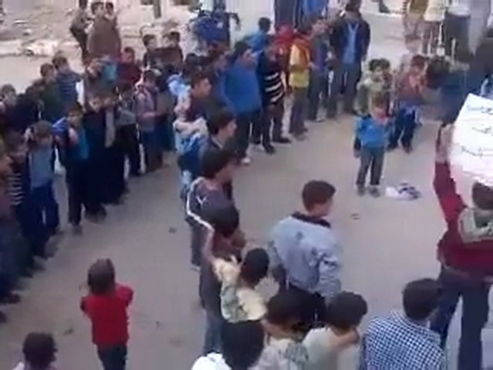 فري برس   ادلب حاس مظاهرة طلابية اربعاء ادلب الشهامة 19 10 2011