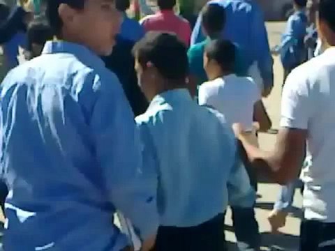 فري برس جاسم مظاهرة طلابية تنادي بإعدام الرئيس 19 10 2011