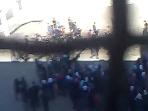 فري برس مظاهرة طلابية بانياس 20 10 2011 ج2