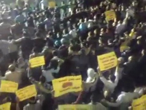 فري برس حمص مسائية حي الخالدية الشعب السوري يبارك للشعب الليبي الحر 20 10 2011