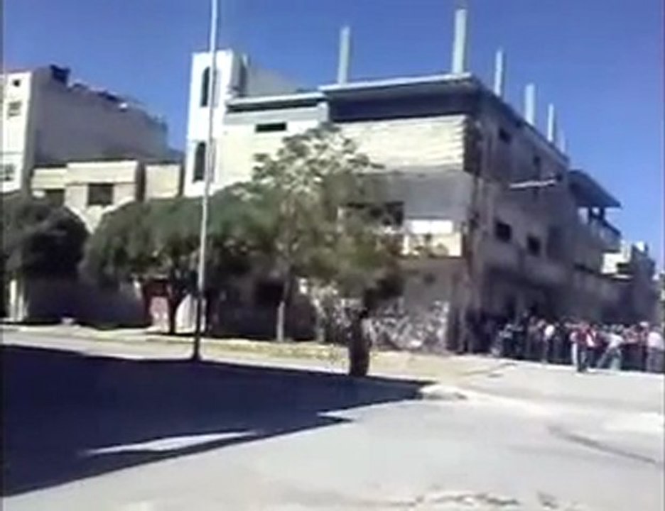 فري برس   حمص جب الجندلي جمعة شهداء المهلة العربية تحدي المتظاهريين للرصاص 21 10 2011