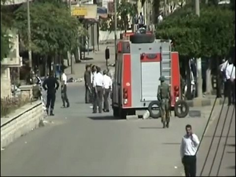 فري برس محاصرة جامع ابوبكر بانياس 21 10 2011