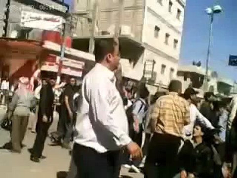 فري برس درعا الجيش الاسدي وترويع الاهالي 21 10 2011