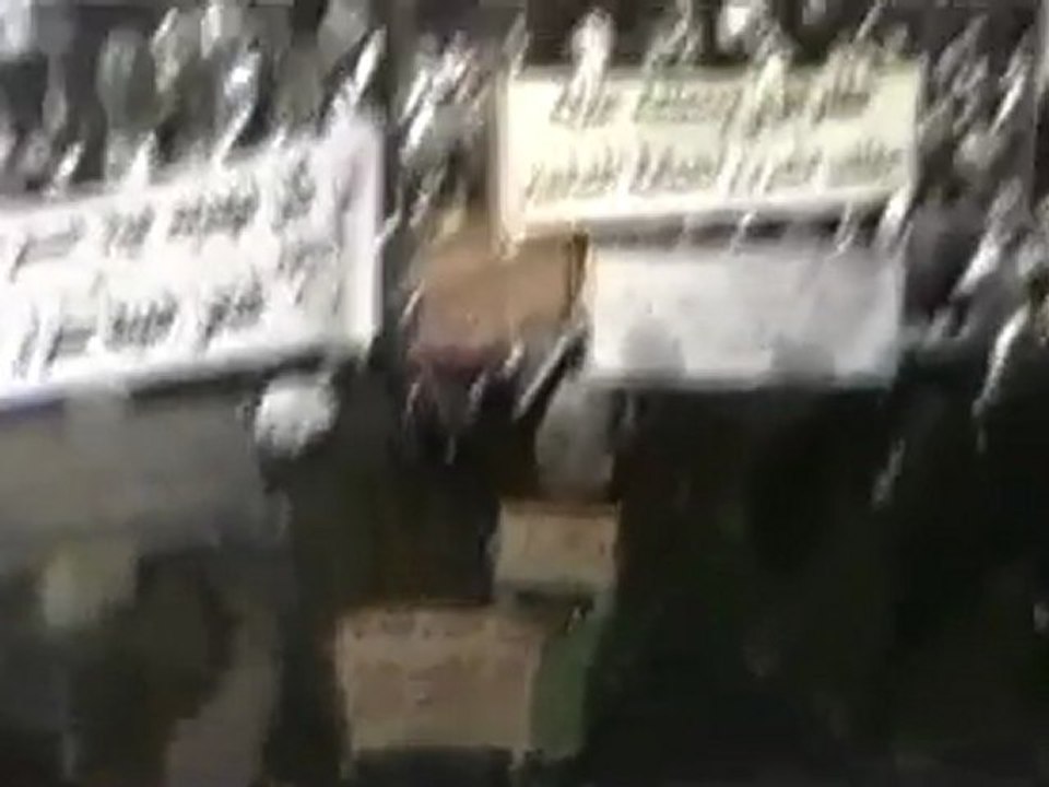 فري برس   حمص مسائية حي الخالدية ثورة ثورة سوريا والف مبروك للشعب الليبي 22 10 2011