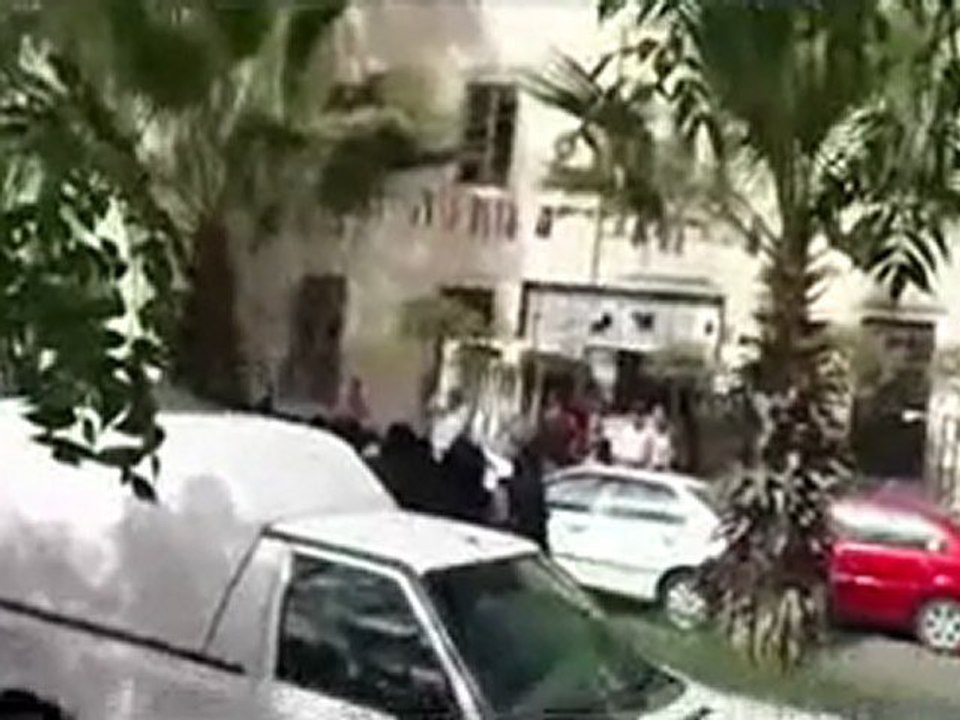 فري برس   دوما   اعتصام حرائر دوما 23 10 2011