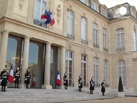 France suspends Afghan training as four soldiers are killed