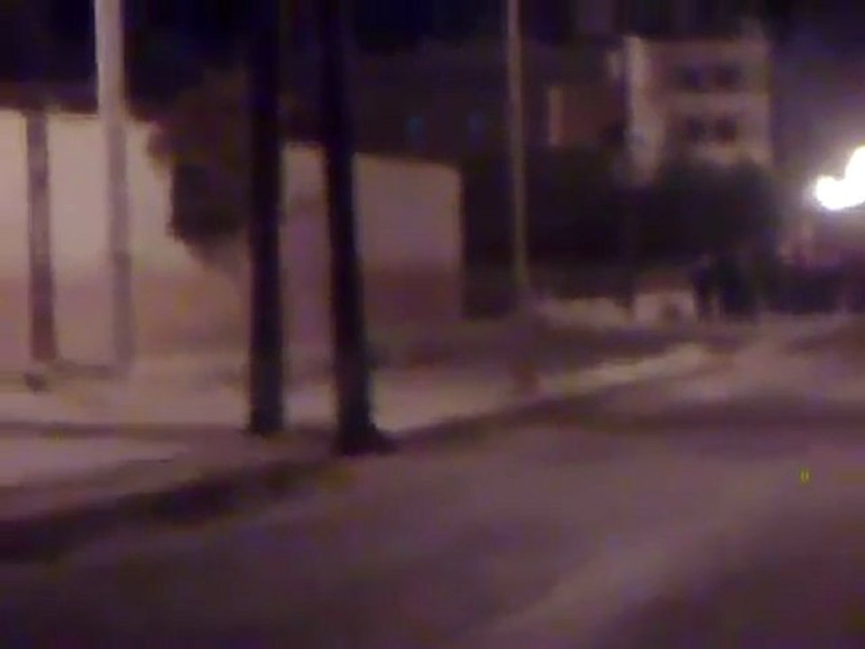 فري برس   معضمية الشام مظاهرة ليلية لتأكيدنا اننا لن نركع 23 10 2011 ج1