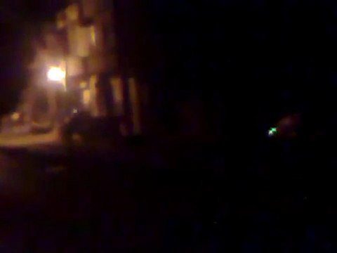 فري برس معضمية الشام مظاهرة ليلية وتم مهاجمتهم من قبل مليشيات الأسد وتم أطلاق رصاص الحي 32 10 2011 ج1