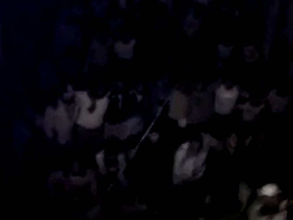 فري برس   حمص كرم الزيتون مسائيات الثوار في اثنين اسيرة 24 10 2011 ج2