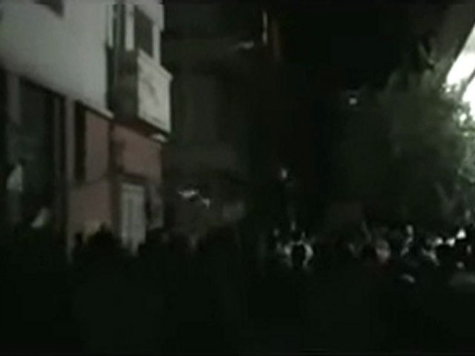 فري برس   حمص جورة الشياح والقرابيص مسائية 24 10 2011 ج2