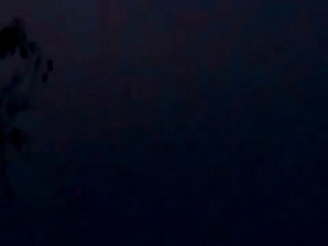 فري برس ريف دمشق الغوطة تحليق طيران مروحي لأرهاب المدنيين 24 10 2011 ج2