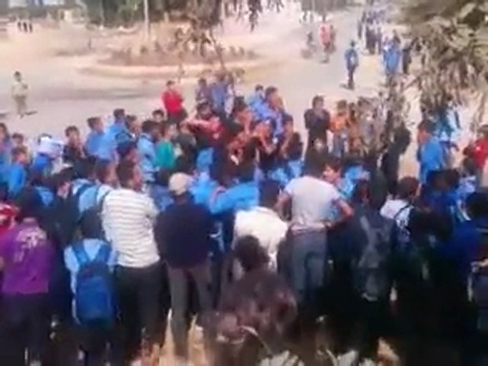 فري برس   حوران   تل شهاب   مظاهرة طلابية في تل شهاب 25 10 2011 ج1