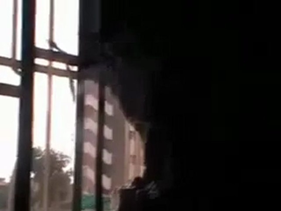 فري برس   حمص دير بعلبة آثار الدمار الذي خلفه قصف عصابات الاسد على المنازل والمدنيين 25 10 2011