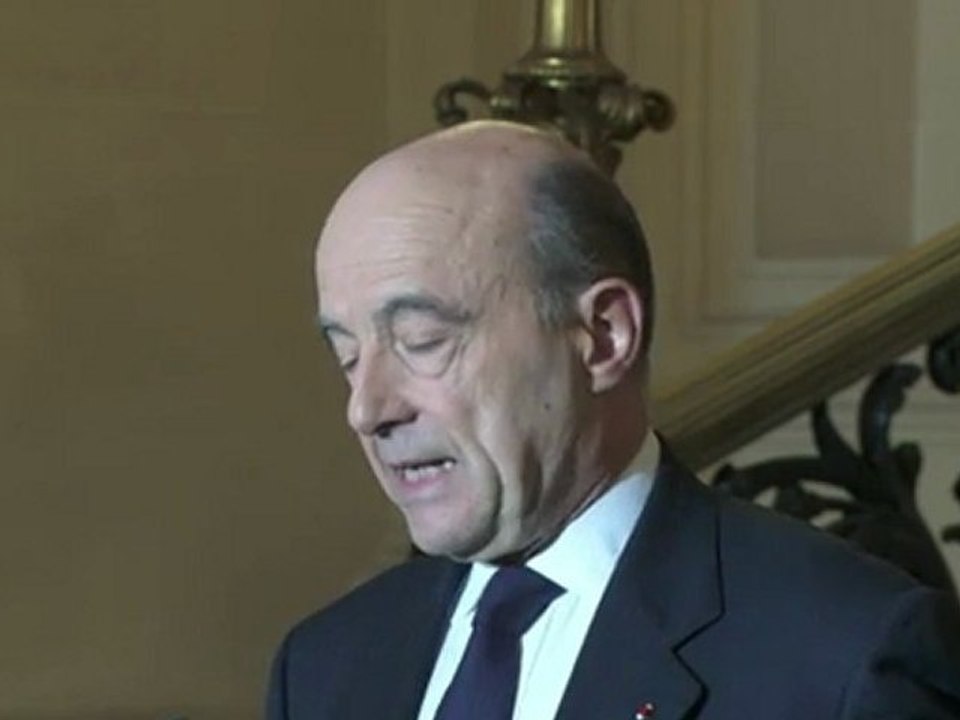 Si les conditions de sécurité pour les militaires français ne sont pas crédibles, la France anticipera son retrait, a prévenu le ministre des Affaires étrangères Alain Juppé