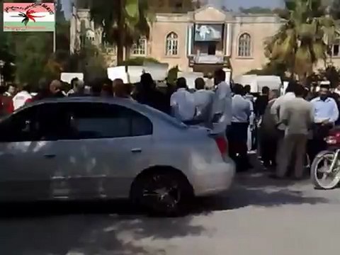 فري برس اعتصام الأحرار في مدينة عفرين أمام السرايا 26 10 2011