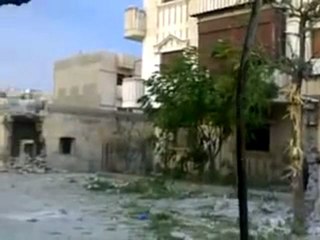 فري برس   إحدى مناظر الدمار جراء القصف باباعمرو 27 10 2011