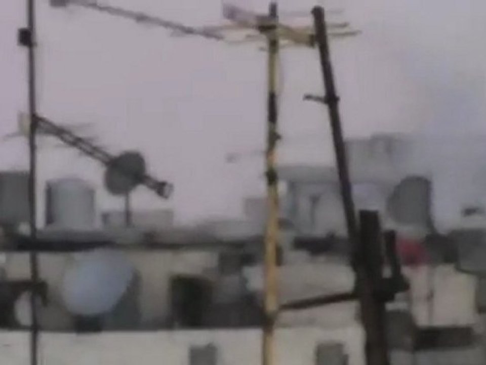 فري برس   أعمدة الدخان تتصاعد من البياضة 26 10 2011