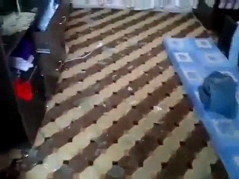 فري برس حمص باباعمرو آثار الدمار الذي خلفه قصف عصابات الاسد على المنازل 27 10 2011